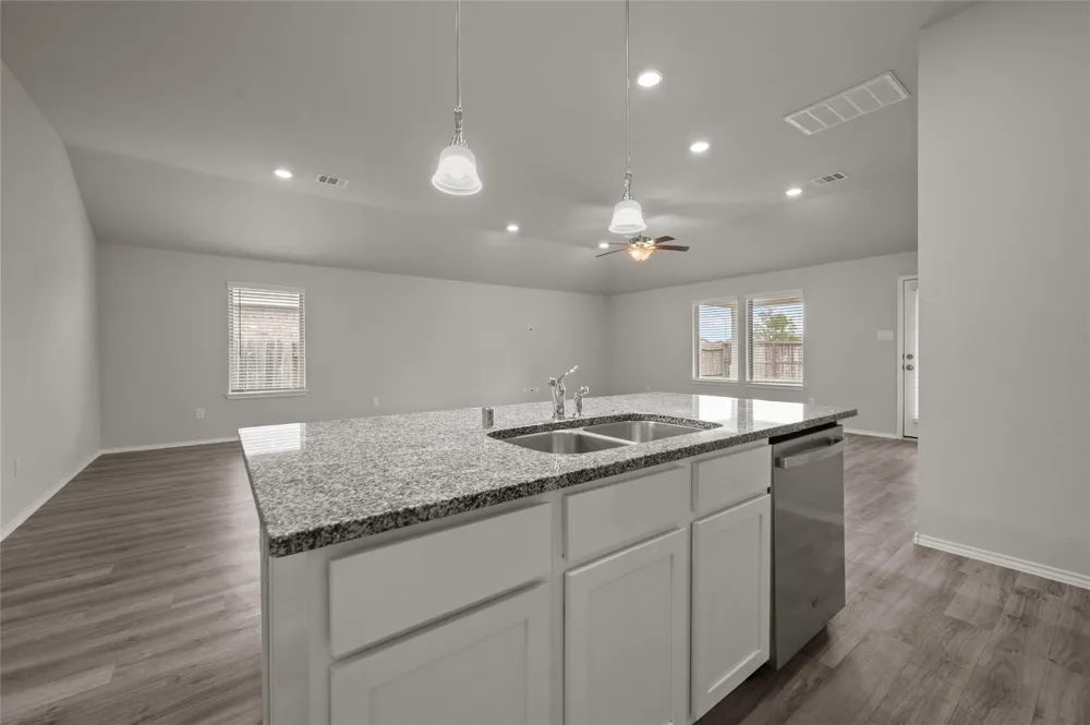 7602 Pampero Lane Baytown, TX 77523