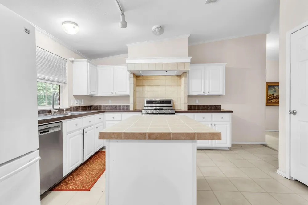 11431 Fm 943 Livingston, TX 77351