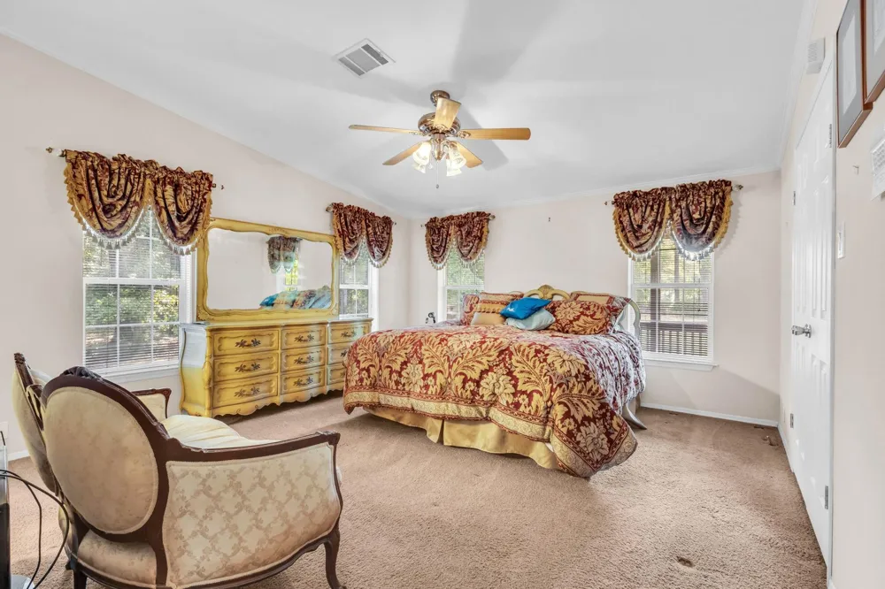 11431 Fm 943 Livingston, TX 77351