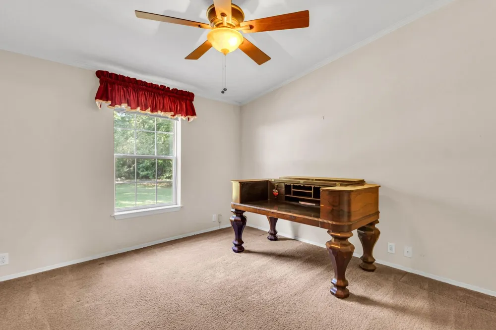 11431 Fm 943 Livingston, TX 77351