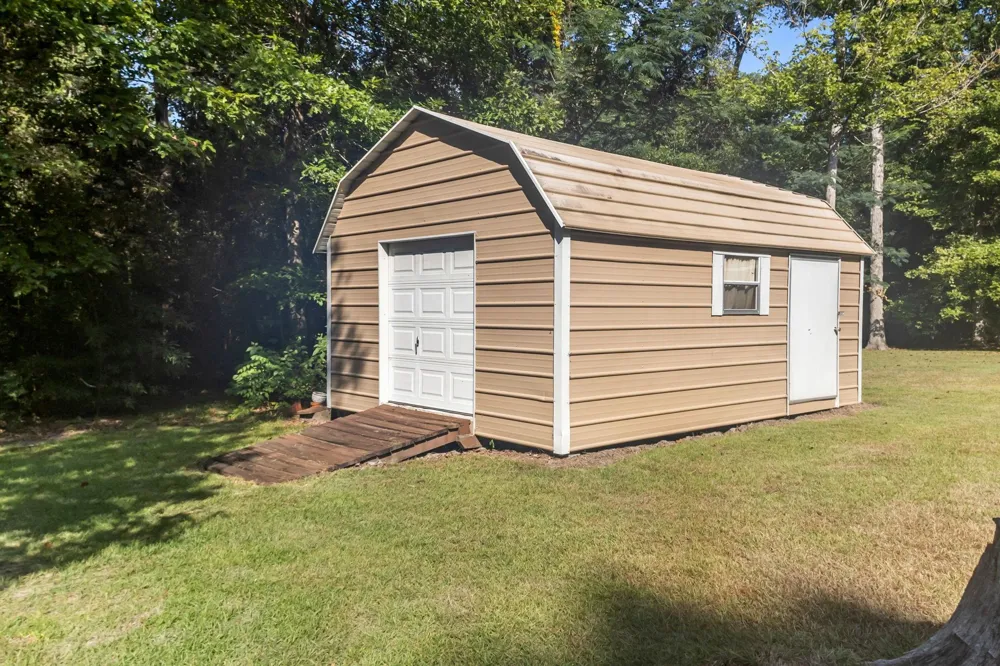 11431 Fm 943 Livingston, TX 77351