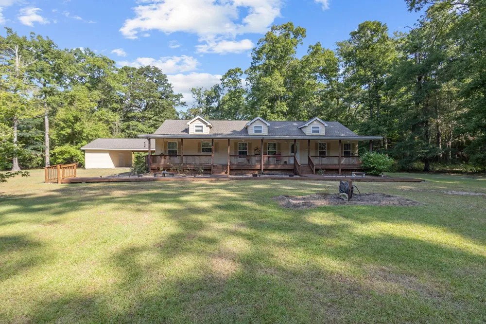 11431 Fm 943 Livingston, TX 77351