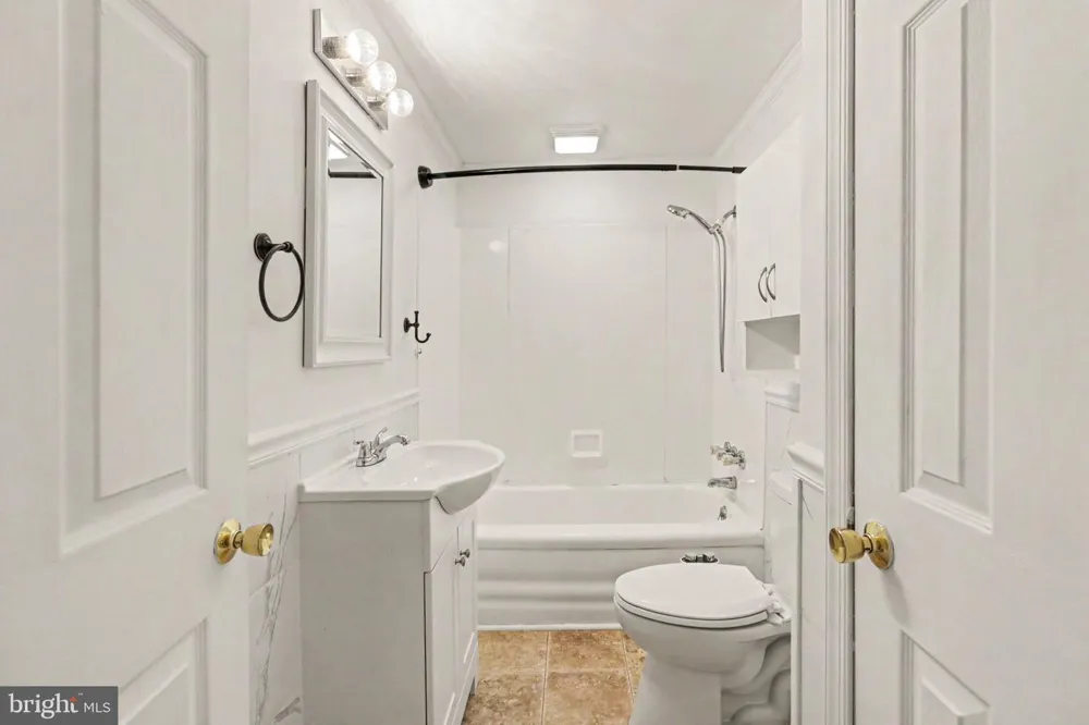 45 WINDY HILL ROAD Shermans Dale, PA 17090
