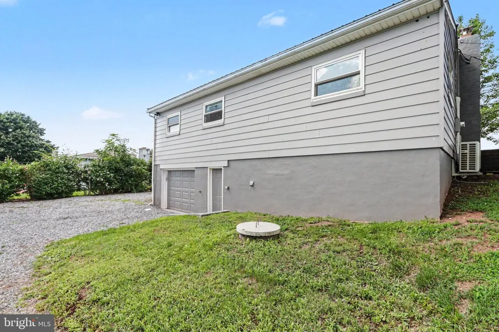 45 WINDY HILL ROAD Shermans Dale, PA 17090