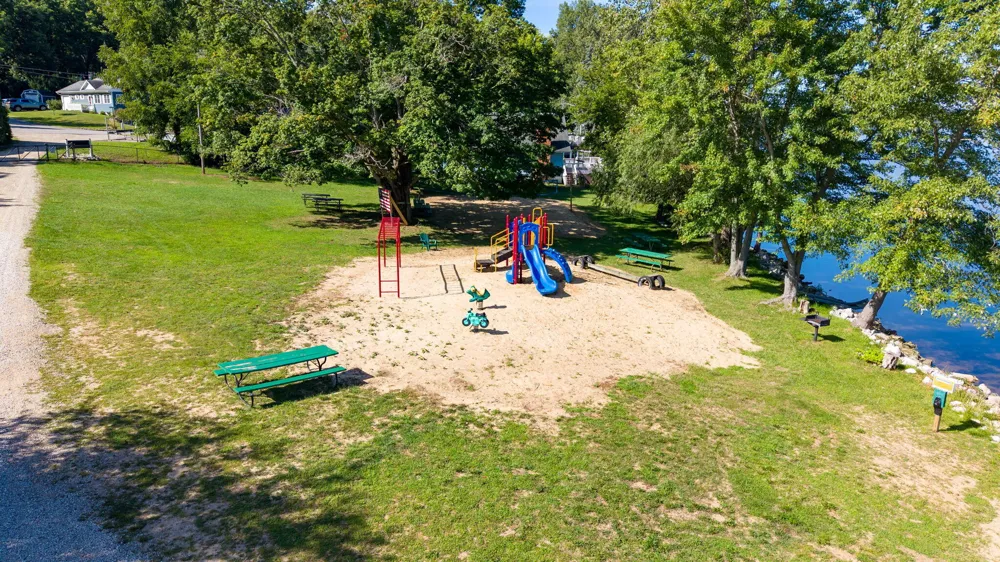 3914 Arrowhead Trail Allegan, MI 49010