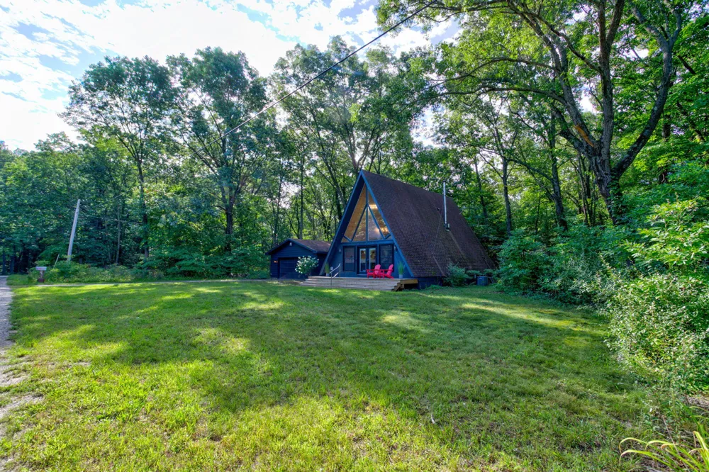 3914 Arrowhead Trail Allegan, MI 49010