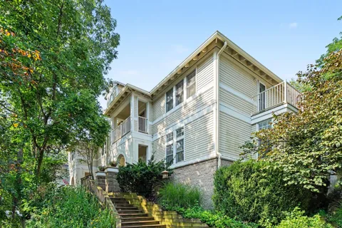 18400 Dunecrest Drive #6