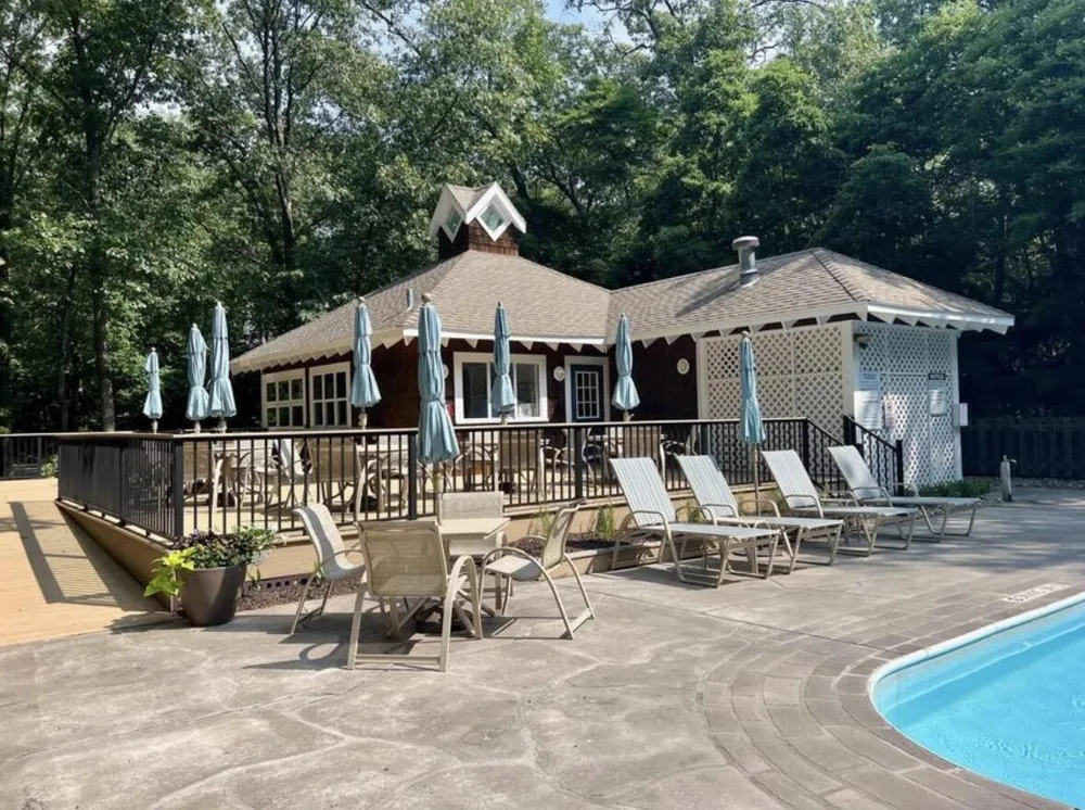 18400 Dunecrest Drive #6 New Buffalo, MI 49117