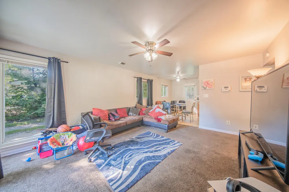 1810 Carol Ann Avenue Ypsilanti, MI 48198