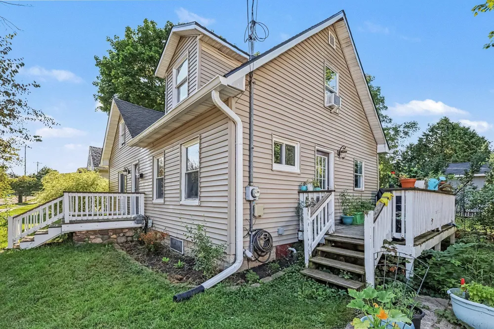 125 W Randolph Street Lansing, MI 48906