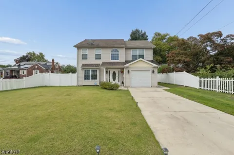 531 Manor Rd