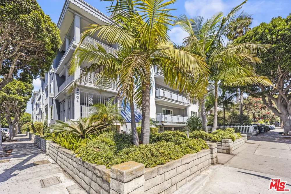 2901 4th Street #213 Santa Monica, CA 90405
