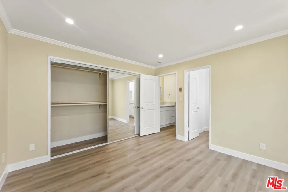 2901 4th Street #213 Santa Monica, CA 90405