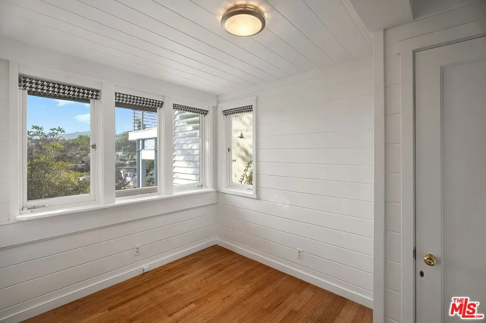 339 Adelaide Drive Santa Monica, CA 90402
