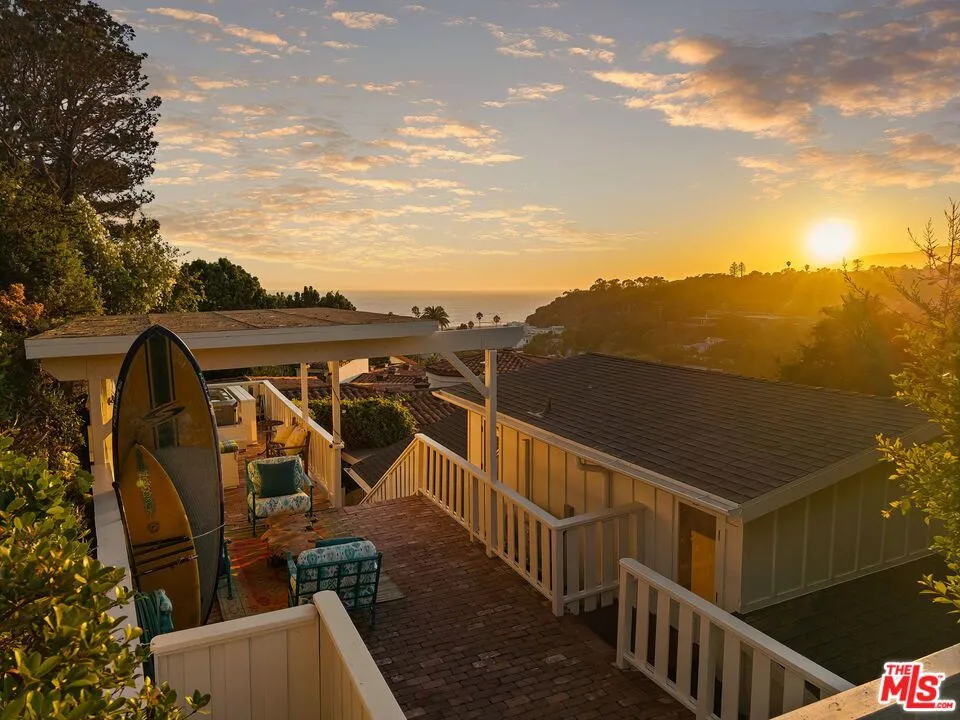 339 Adelaide Drive Santa Monica, CA 90402