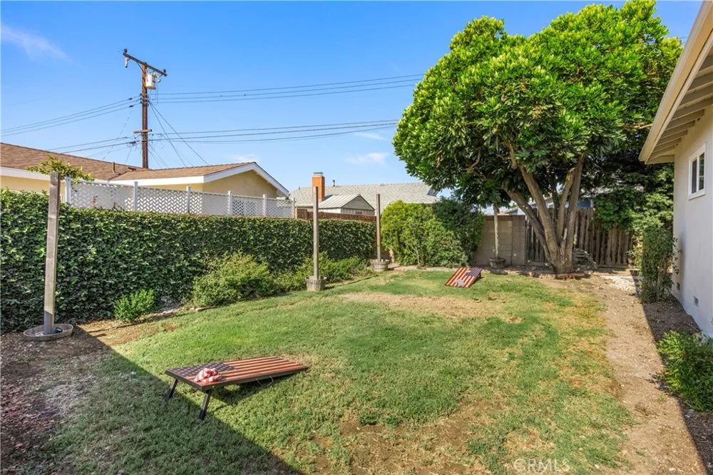 11305 Groveside Whittier, CA 90604