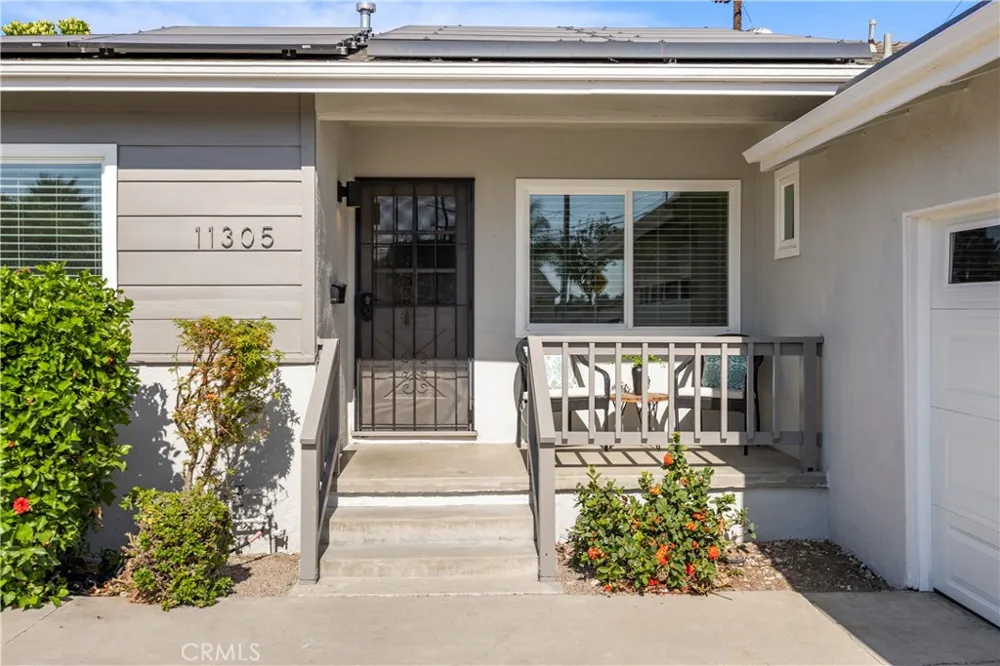 11305 Groveside Whittier, CA 90604
