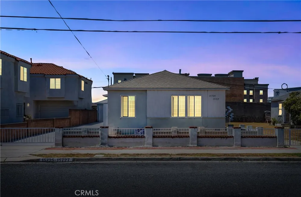 15725 La Salle Avenue Gardena, CA 90247