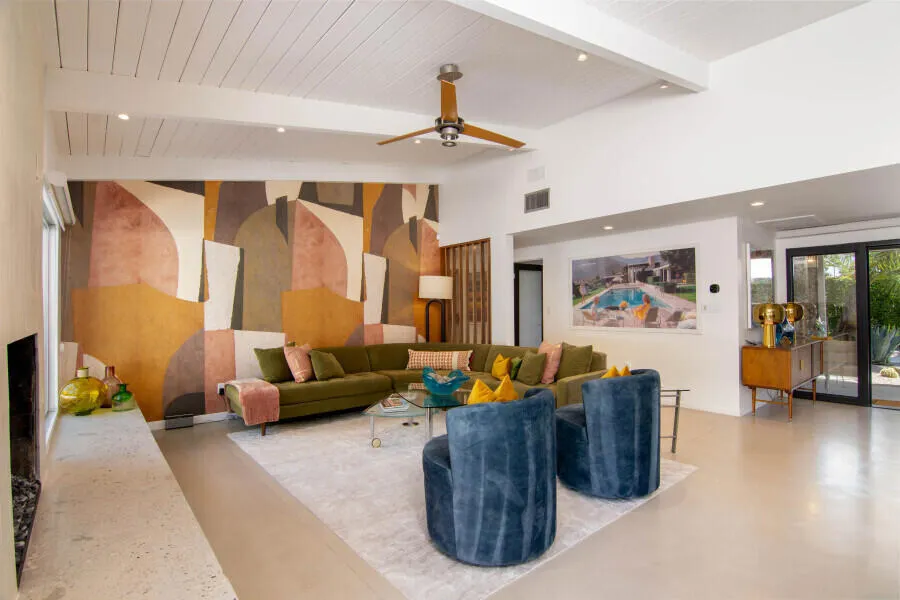 819 High Road Palm Springs, CA 92262