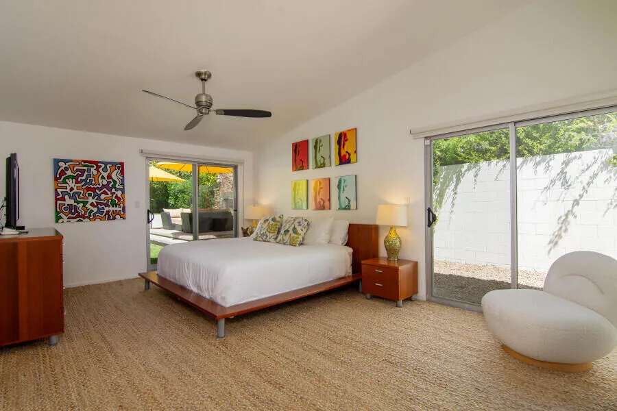 819 High Road Palm Springs, CA 92262