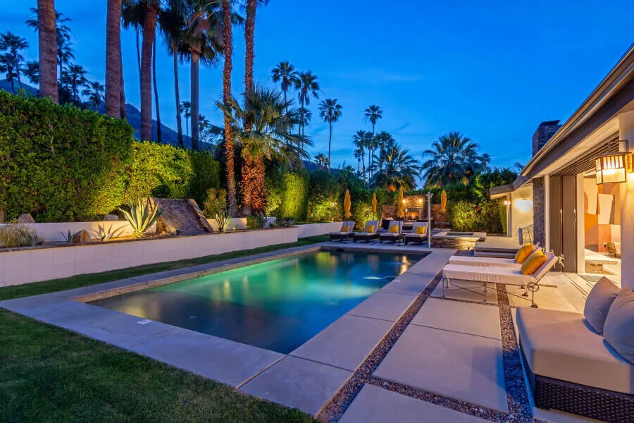 819 High Road Palm Springs, CA 92262