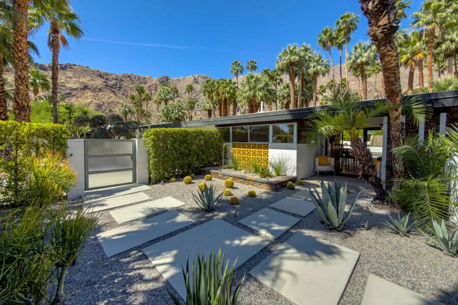 819 High Road Palm Springs, CA 92262