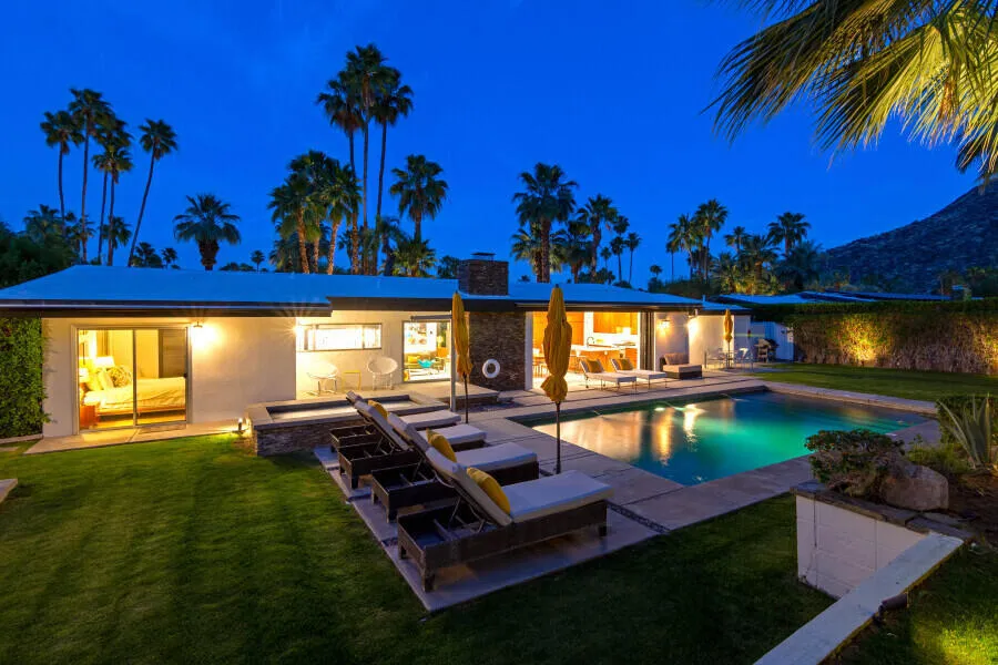 819 High Road Palm Springs, CA 92262