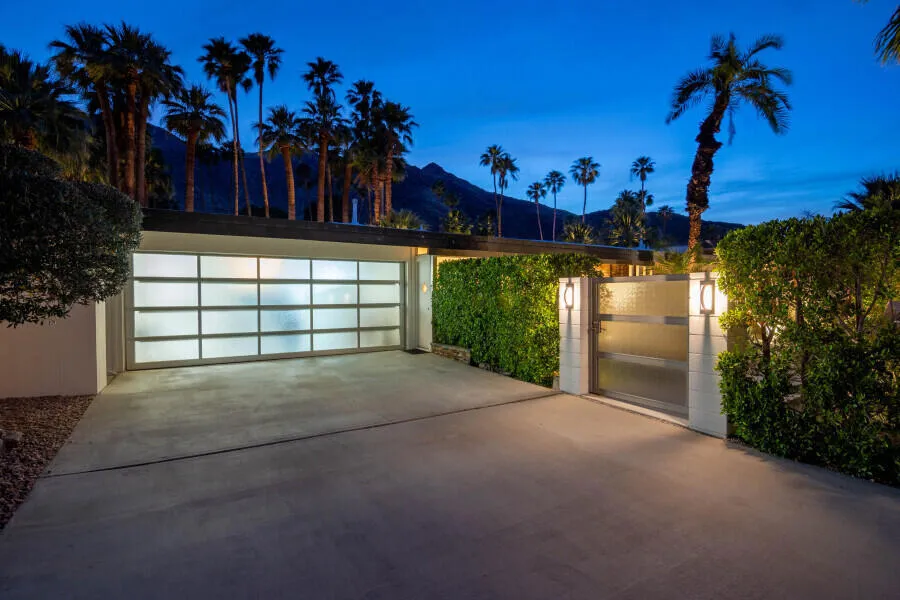819 High Road Palm Springs, CA 92262
