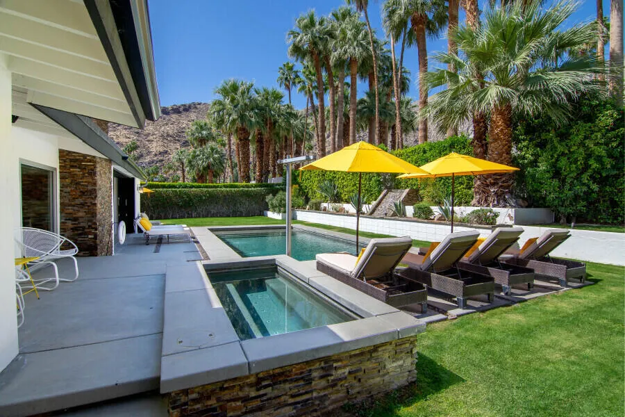 819 High Road Palm Springs, CA 92262