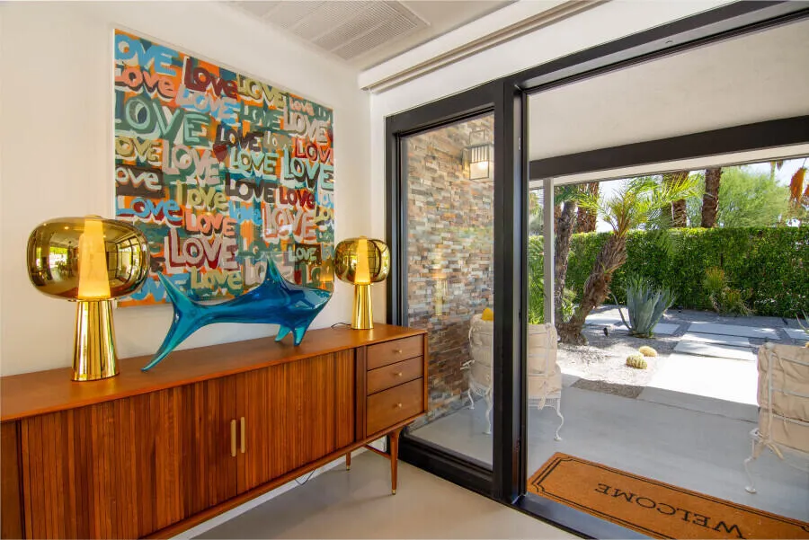 819 High Road Palm Springs, CA 92262