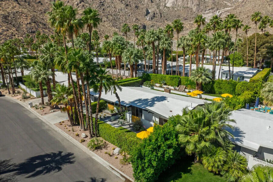 819 High Road Palm Springs, CA 92262