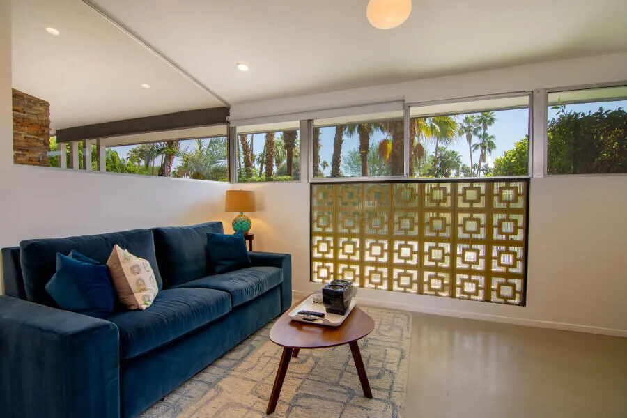 819 High Road Palm Springs, CA 92262