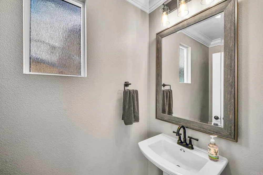 21415 Riding Trail Drive Escondido, CA 92029