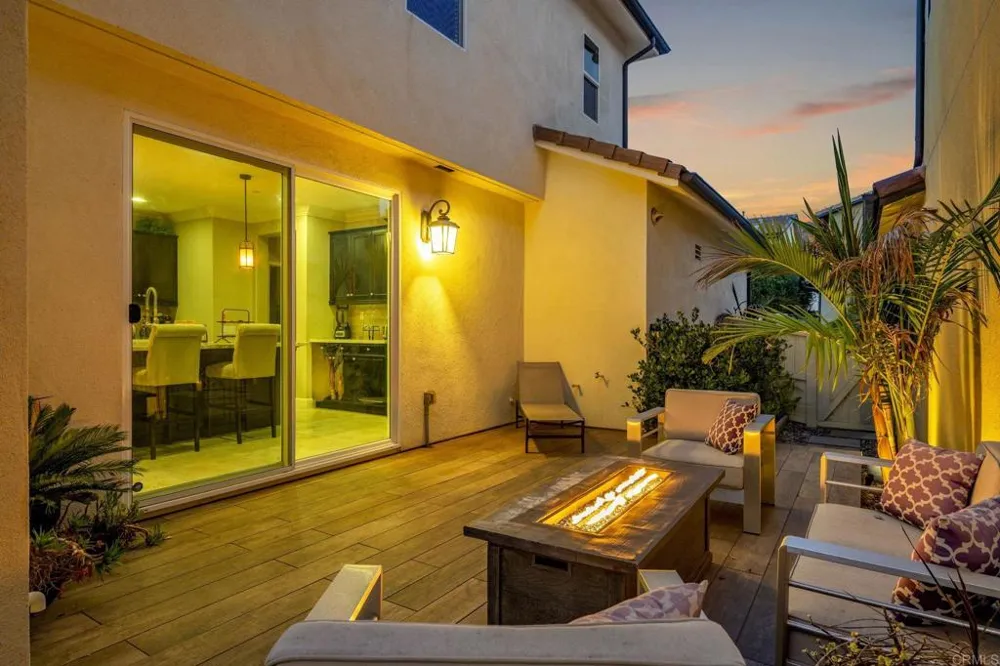 21415 Riding Trail Drive Escondido, CA 92029