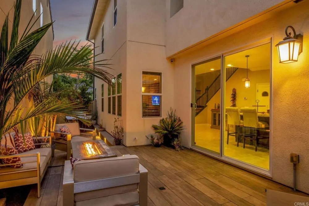 21415 Riding Trail Drive Escondido, CA 92029