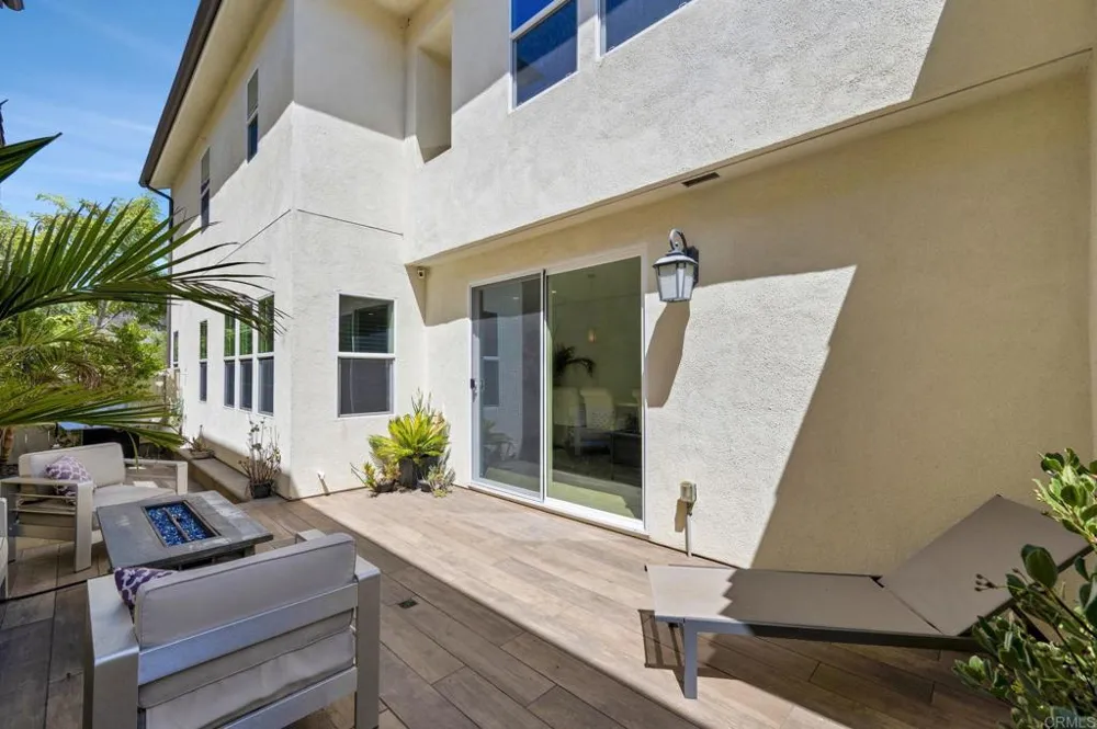 21415 Riding Trail Drive Escondido, CA 92029