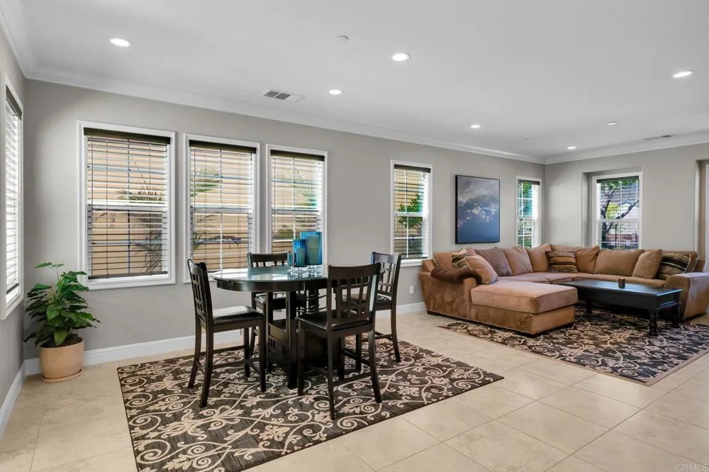 21415 Riding Trail Drive Escondido, CA 92029