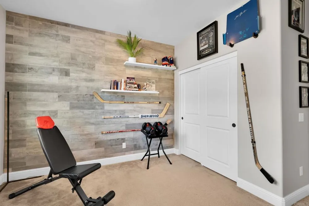 21415 Riding Trail Drive Escondido, CA 92029