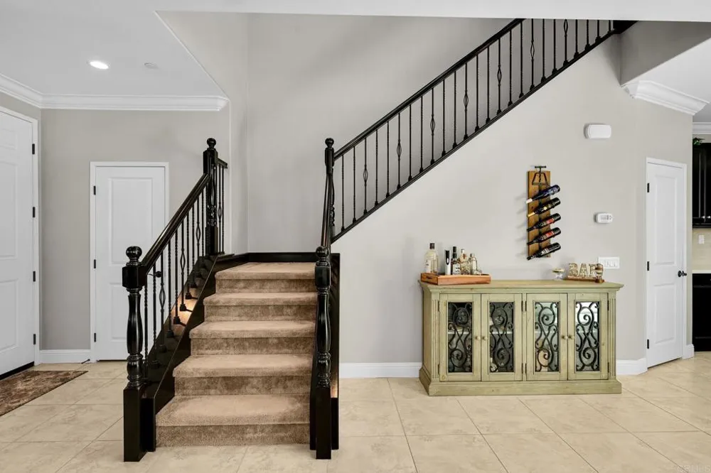 21415 Riding Trail Drive Escondido, CA 92029