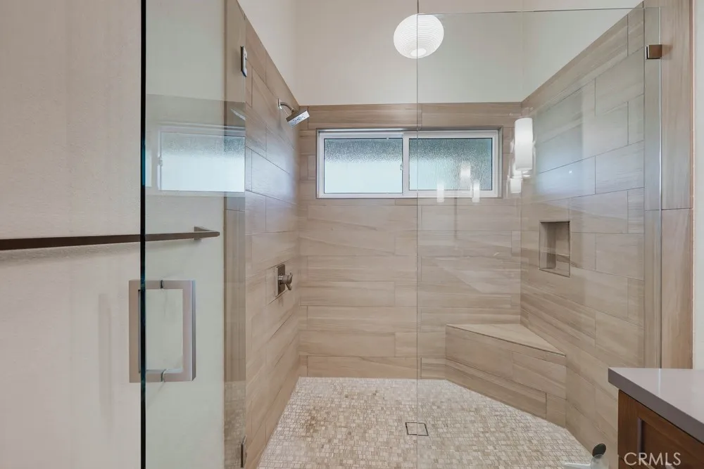 16 Lehigh Aisle Irvine, CA 92612