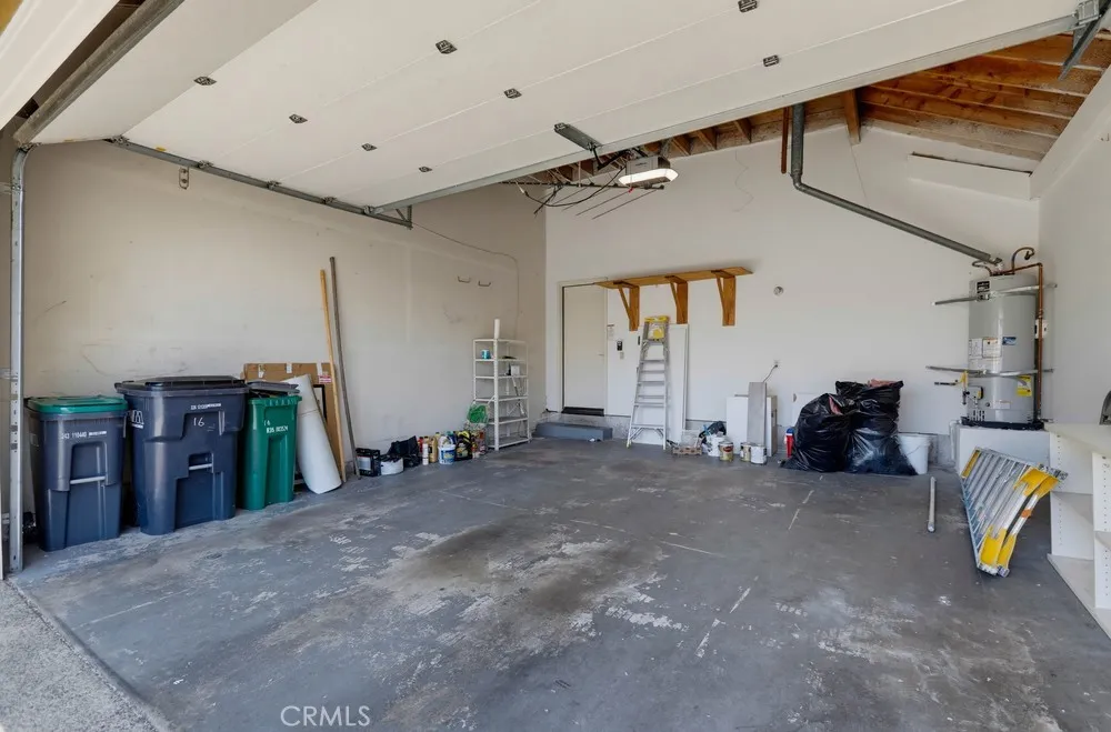 16 Lehigh Aisle Irvine, CA 92612