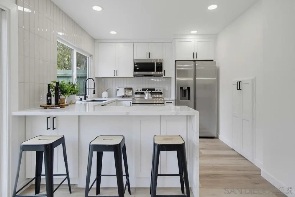 7200 Melody Lane #2 La Mesa, CA 91942