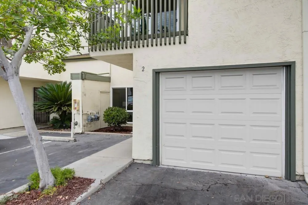 7200 Melody Lane #2 La Mesa, CA 91942
