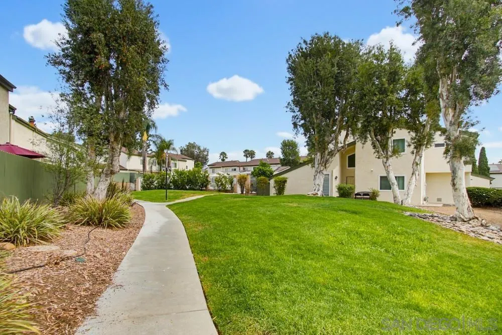 7200 Melody Lane #2 La Mesa, CA 91942