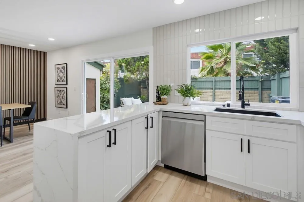 7200 Melody Lane #2 La Mesa, CA 91942
