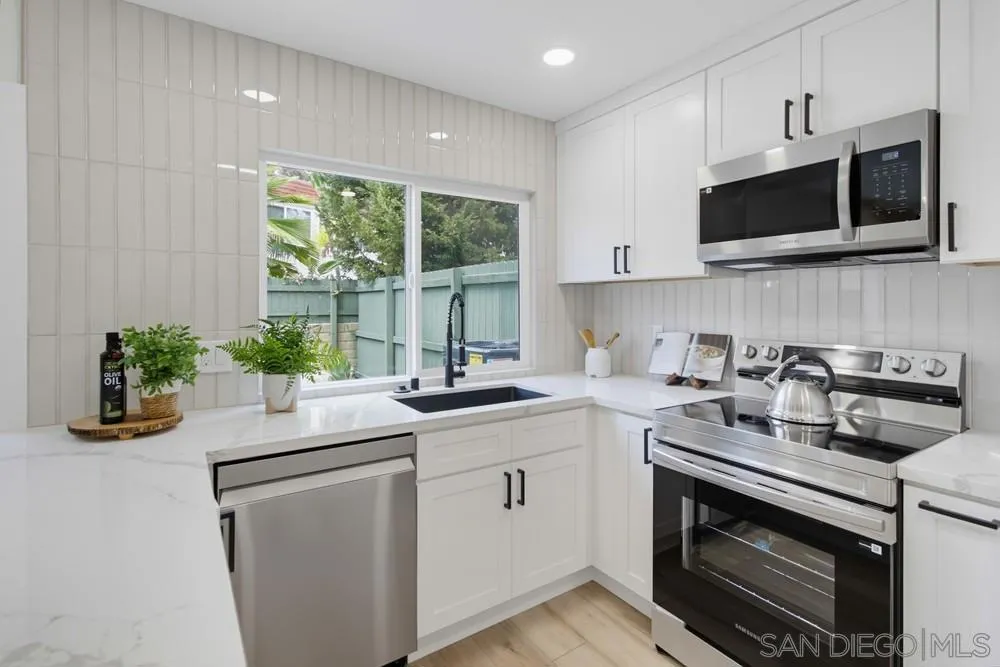 7200 Melody Lane #2 La Mesa, CA 91942