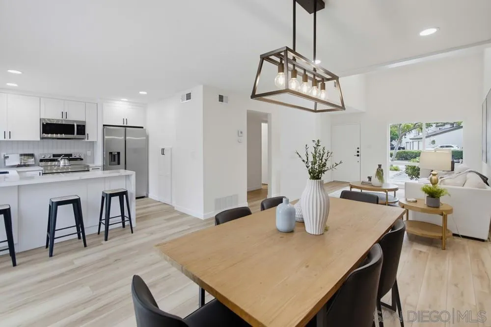 7200 Melody Lane #2 La Mesa, CA 91942