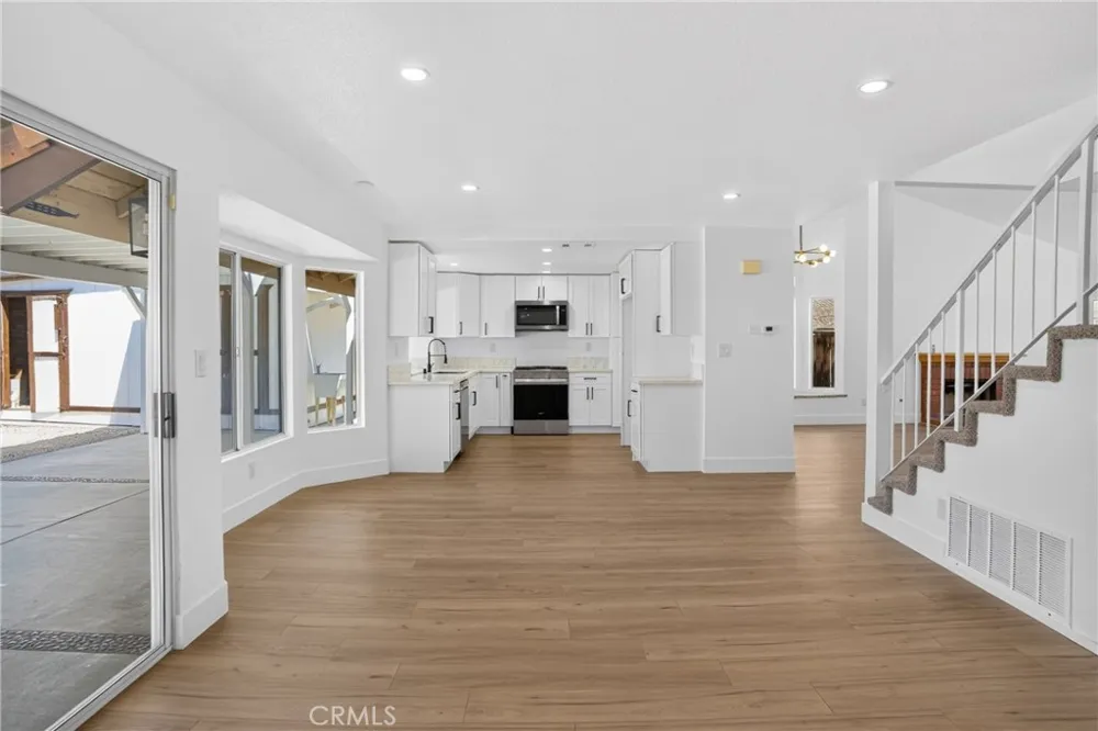 37127 Daisy Street Palmdale, CA 93550