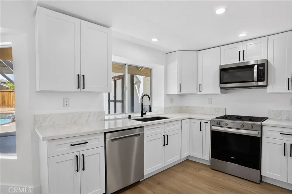 37127 Daisy Street Palmdale, CA 93550