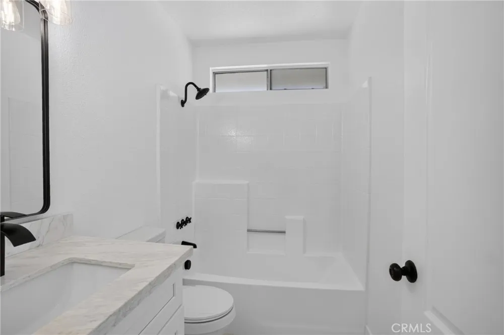 37127 Daisy Street Palmdale, CA 93550